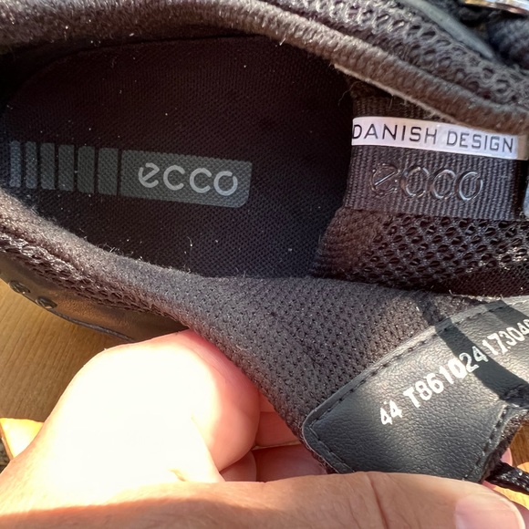 Mens Ecco Sneaker/ walking shoe - size 44 (equivalent of 10 - 10 1/2) - Picture 7 of 8
